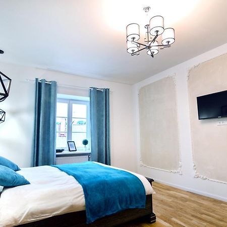 Stylish Apartment. Heart Of The City Львов Экстерьер фото