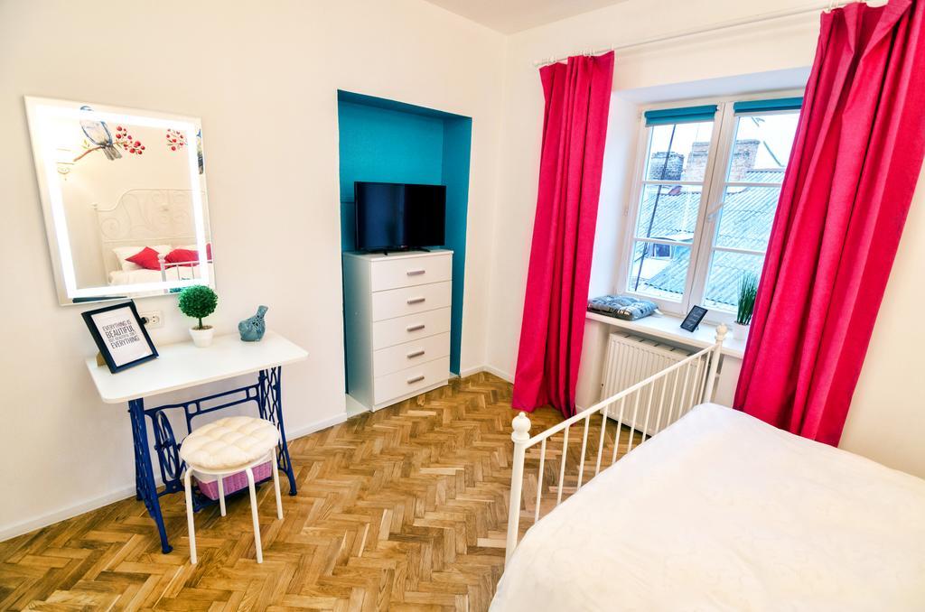 Stylish Apartment. Heart Of The City Львов Экстерьер фото