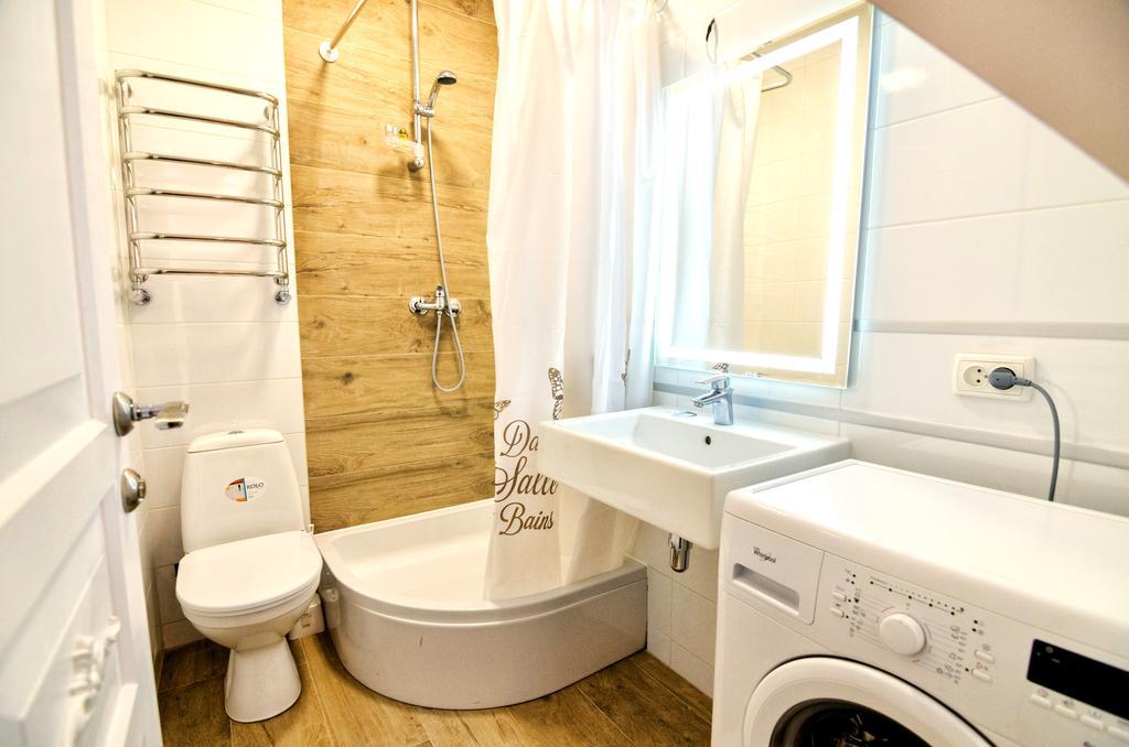 Stylish Apartment. Heart Of The City Львов Экстерьер фото